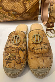 Γυναικεία παπούτσια mules Alviero Martini