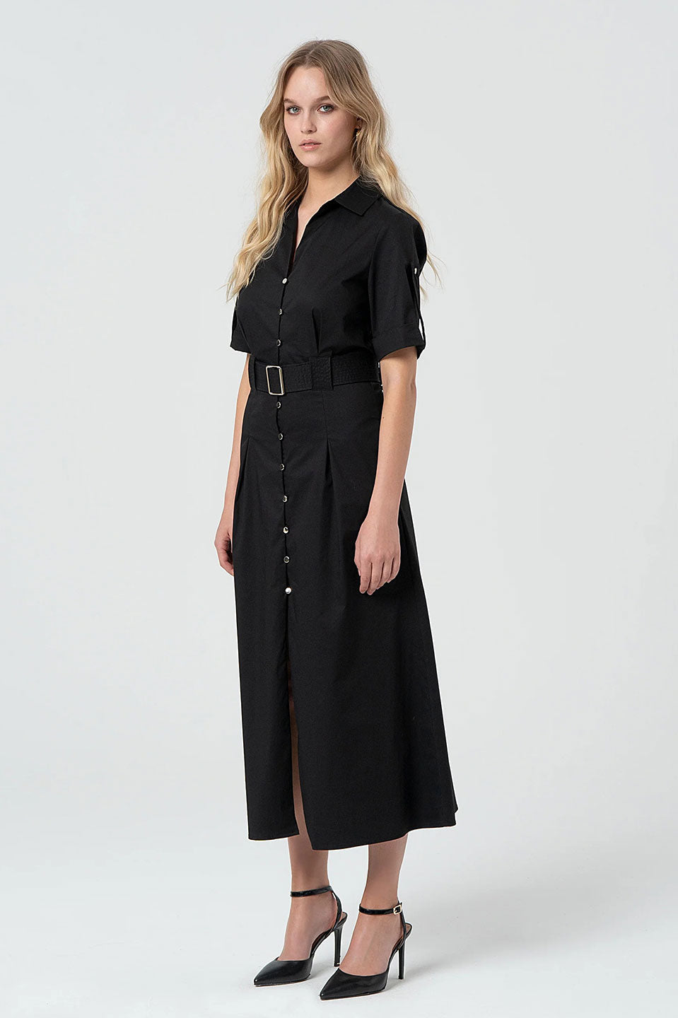 Γυναικείο φόρεμα με κουμπιά και ζώνη μαύρο Fracomina