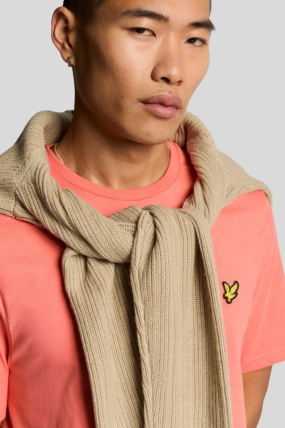 Ανδρικό Κοντομάνικο T-shirt με λογότυπο βερυκοκί Lyle & Scott