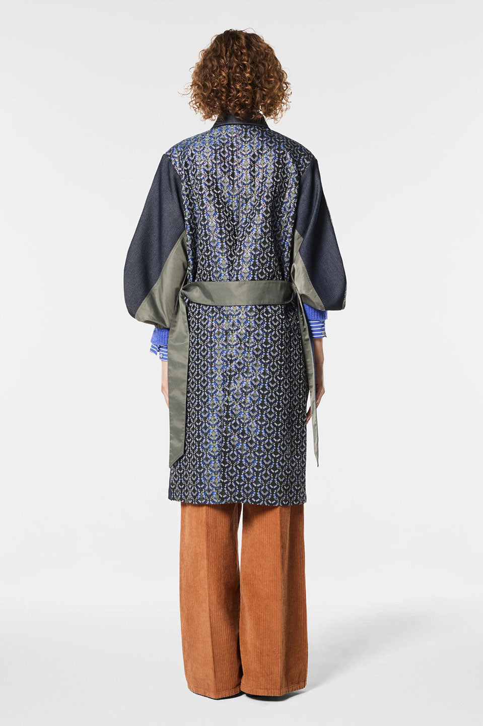 Γυναικείο πανωφόρι ζακάρ με λουλούδια Nenette