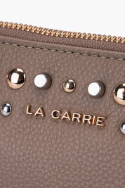 Γυναικείο τσαντάκι χιαστί με τρουκς taupe La Carrie