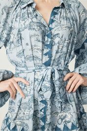 Γυναικείο φόρεμα κοντό ζακάρ με ζώνη εμπριμέ μπλε Miss June