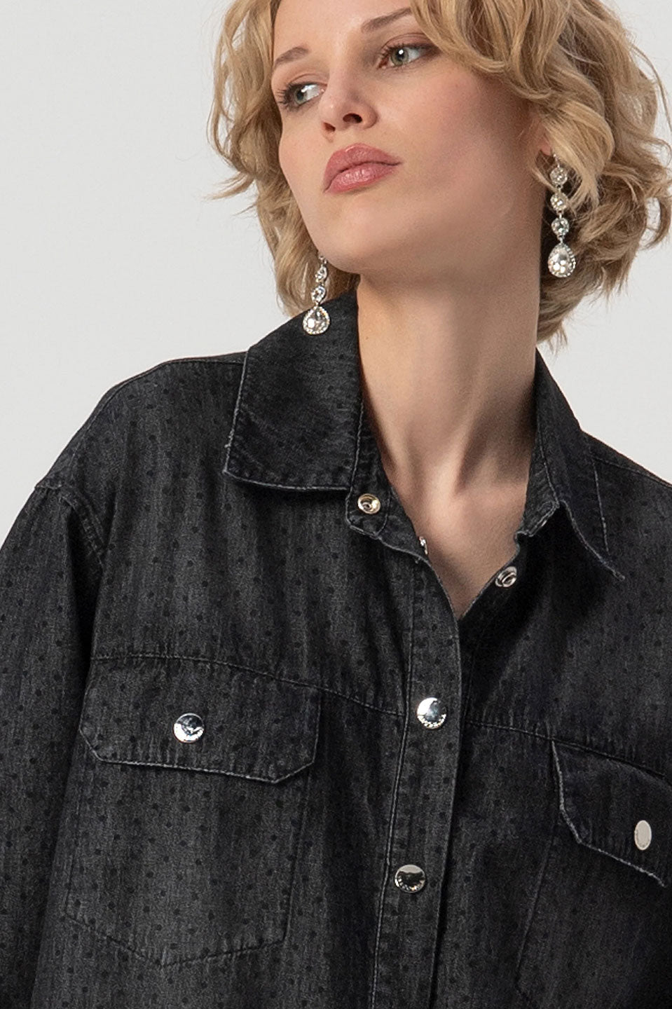 Γυναικείο πουκάμισο casual σε φαρδιά γραμμή μαύρο Fracomina