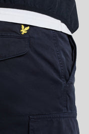 Ανδρική Βερμούδα cargo σκούρο μπλε Lyle & Scott