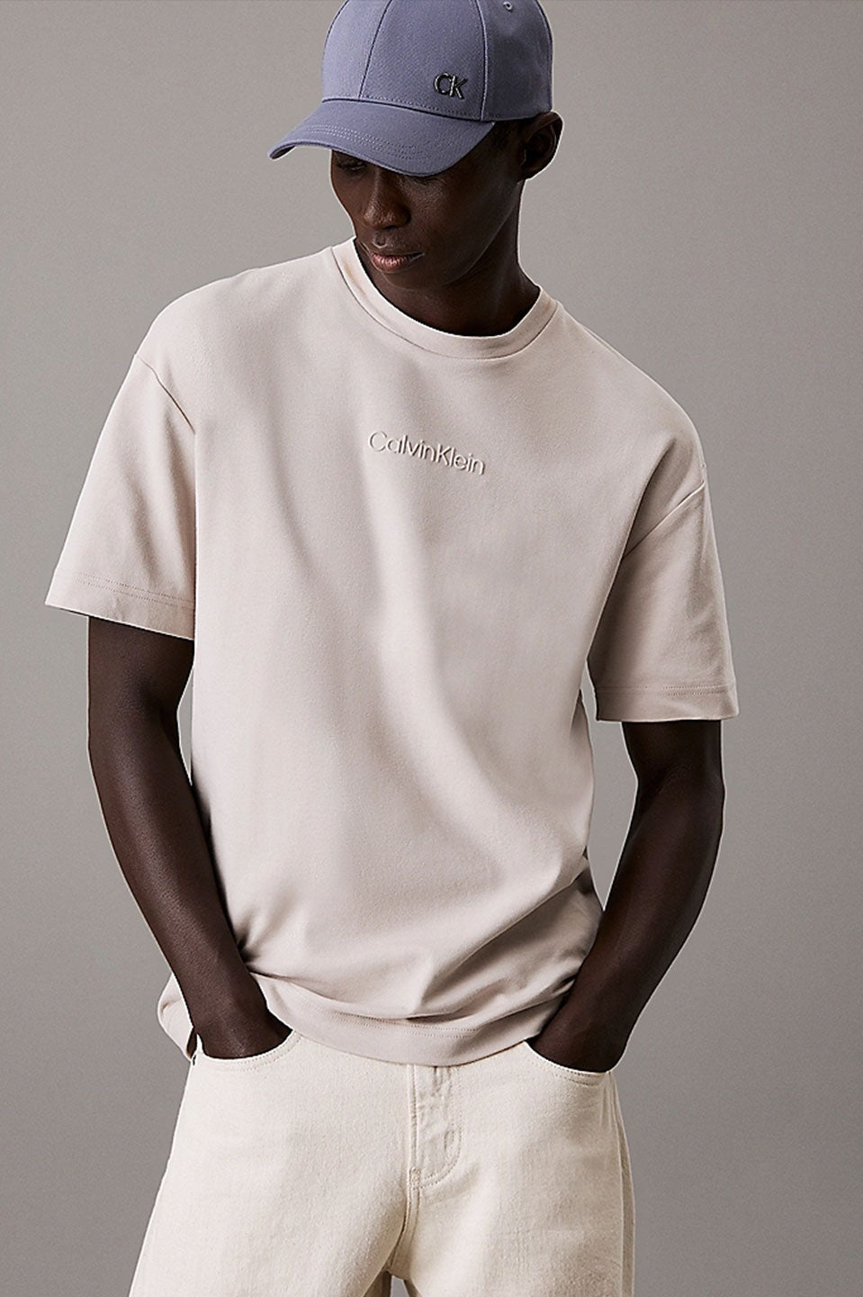 Ανδρικό Κοντομάνικο T-shirt σε κανονική γραμμή dove Calvin Klein K10K114167PBQ