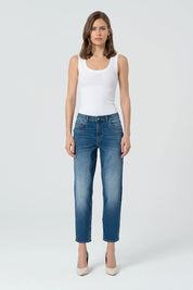 Γυναικείο τζιν παντελόνι Mom Fit σκούρο μπλε Fracomina