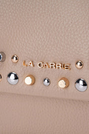 Γυναικεία τσάντα ώμου-χιαστί με τρουκς μπεζ La Carrie