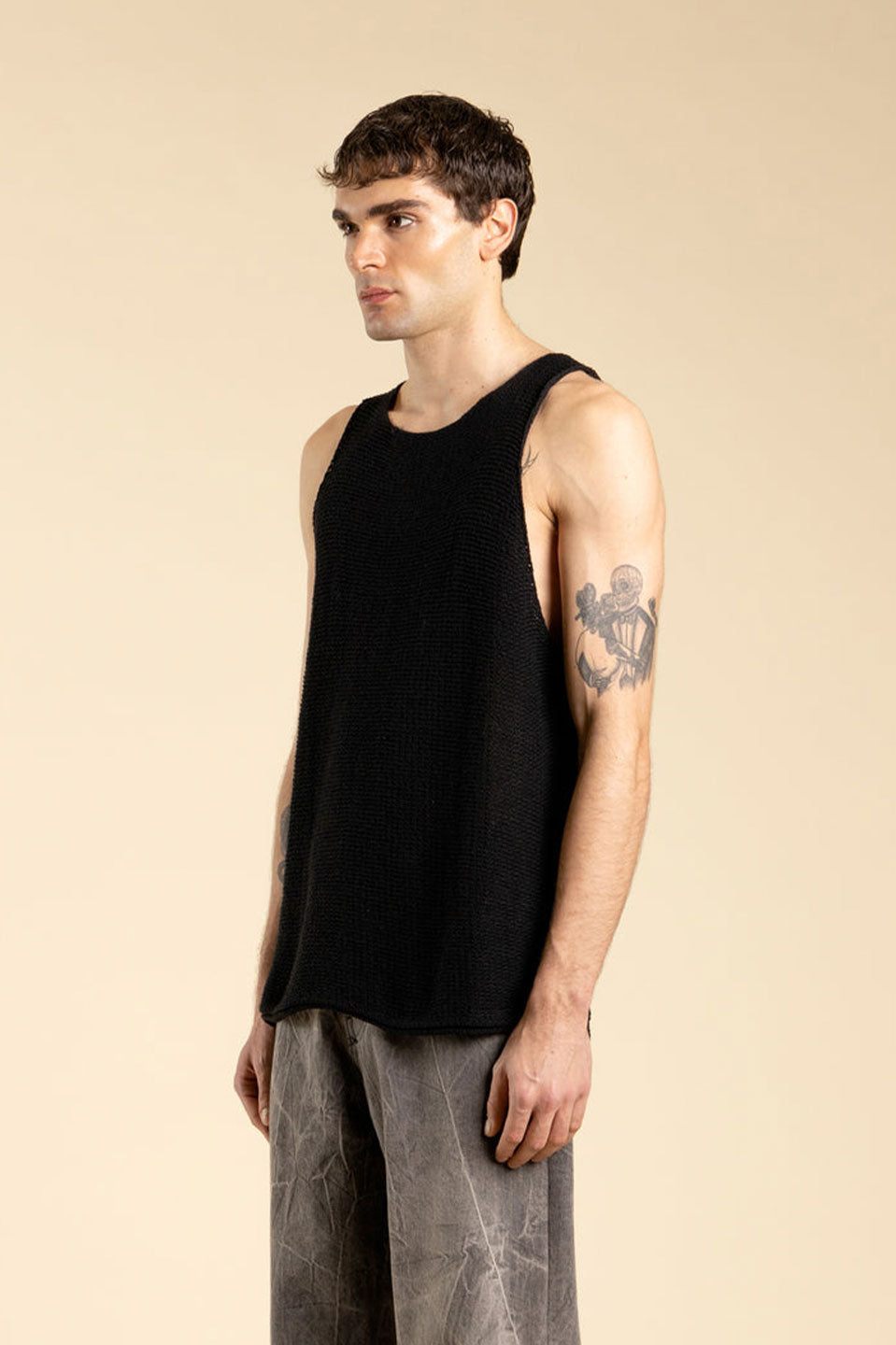 Ανδρική Αμάνικη πλεκτή μπλούζα μαύρη I'M BRIAN