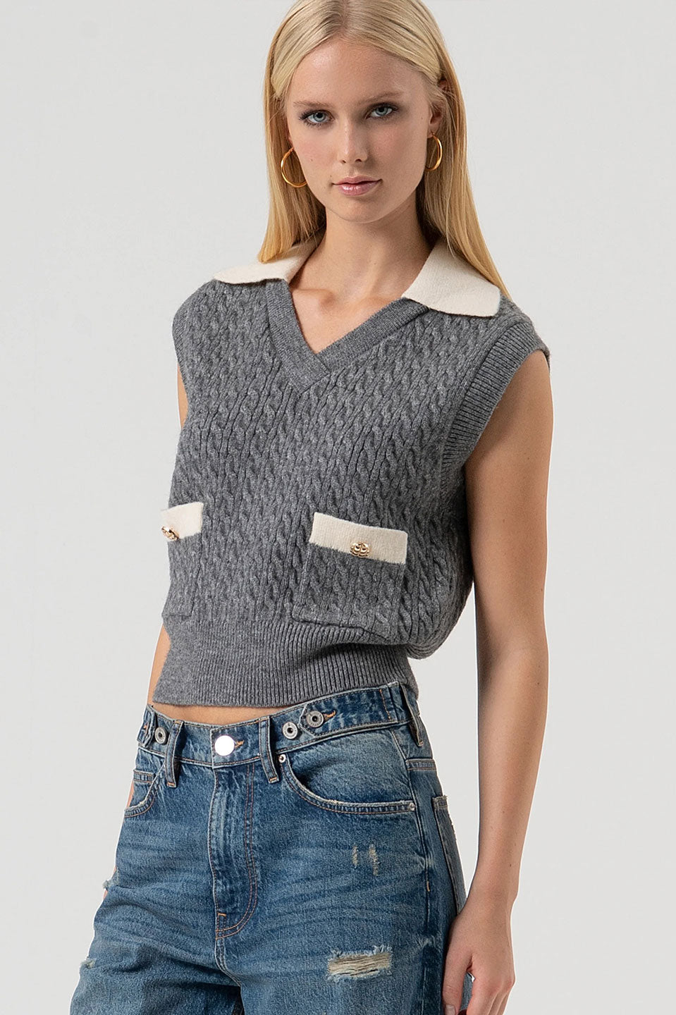 Γυναικεία μπλούζα αμάνικη εκρού-γκρι Fracomina