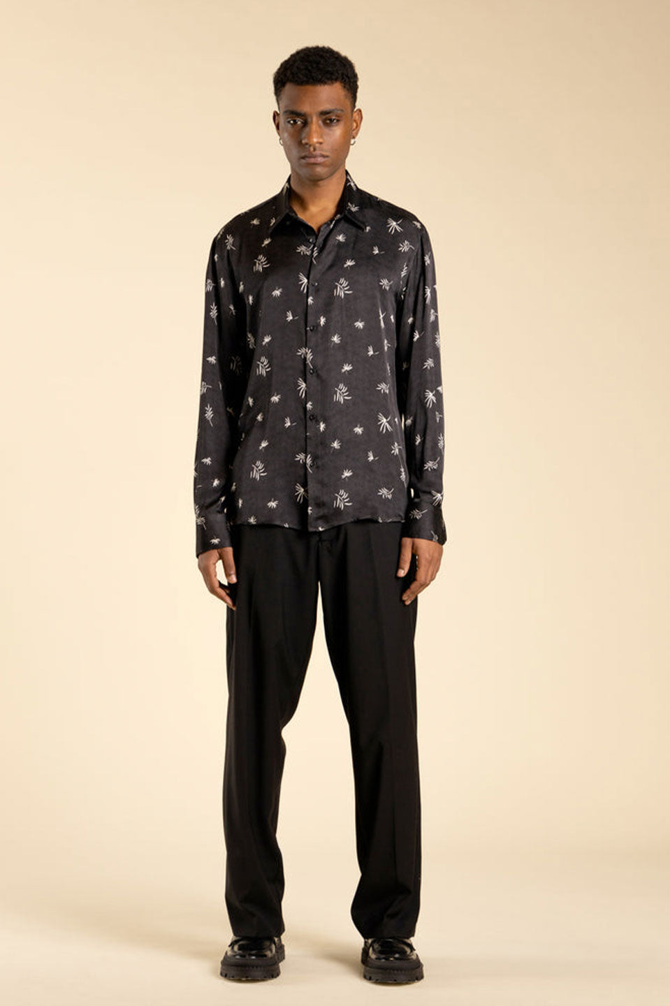 Ανδρικό Αέρινο πουκάμισο εμπριμέ μαύρο I'M BRIAN