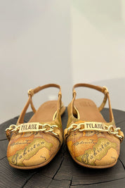 Γυναικεία Παπούτσια με iconic pattern map Alviero Martini