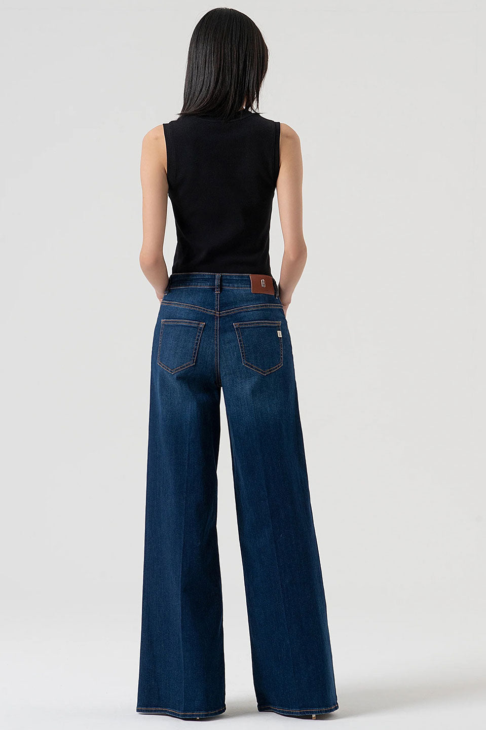 Γυναικείο παντελόνι τζιν ψηλόμεσο full length flare Fracomina