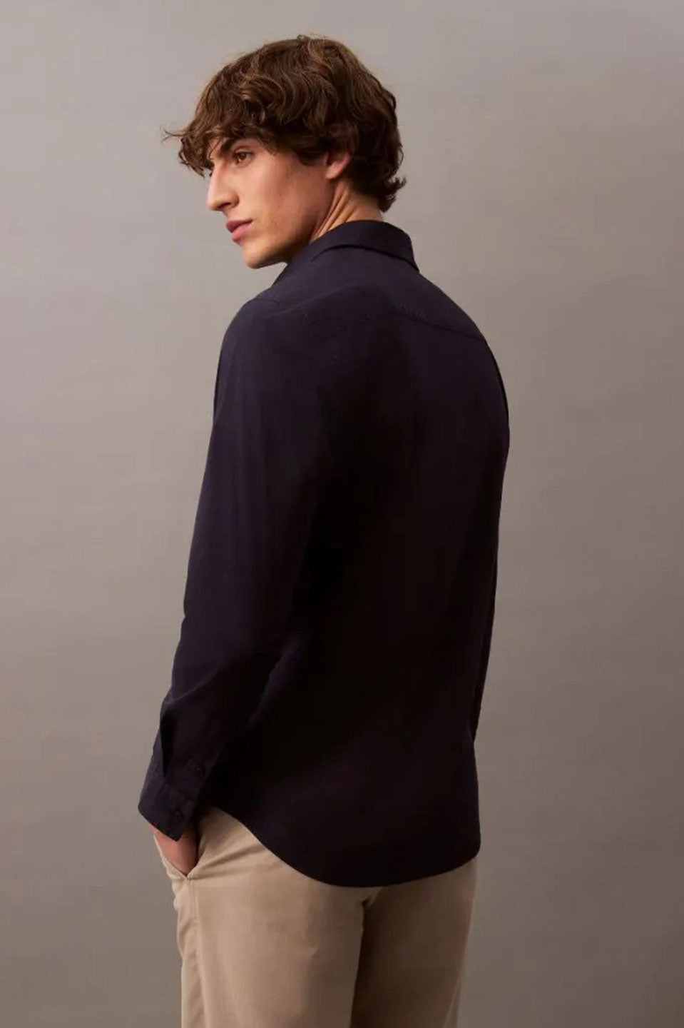 Ανδρικό πουκάμισο slim fit μπλε σκούρο LV04LB145GCEF Calvin Klein