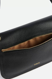 Γυναικεία Τσάντα ώμου μαύρη Alviero Martini LLC13-G630-0001