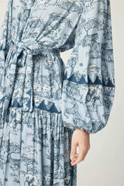 Γυναικείο φόρεμα ζακάρ με ζώνη εμπριμέ μπλε Miss June