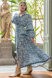 Γυναικείο φόρεμα ζακάρ με ζώνη εμπριμέ μπλε Miss June