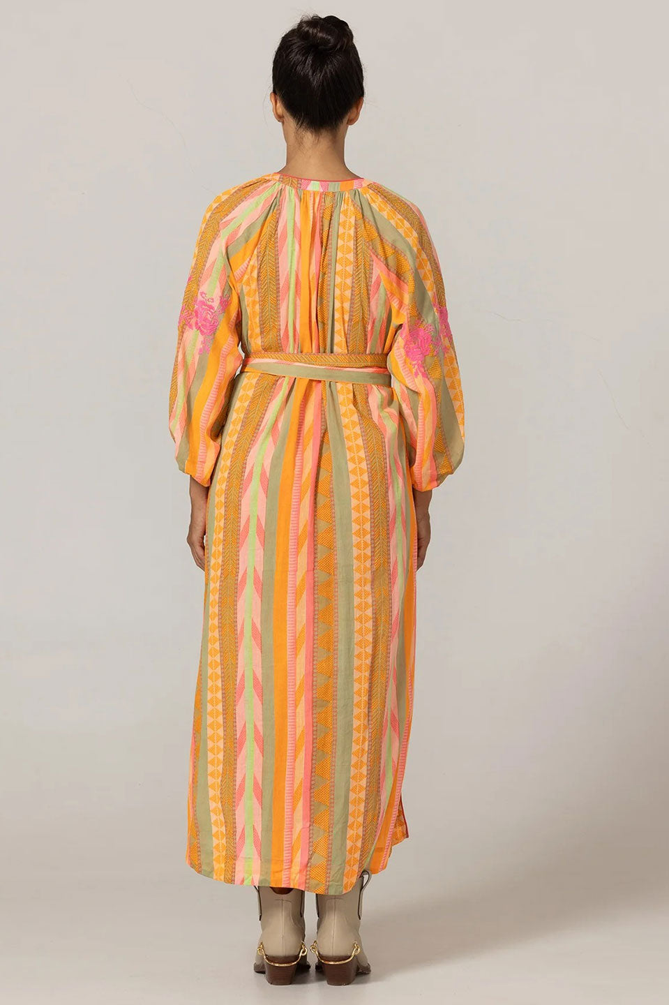 Γυναικείο ζακάρ φόρεμα με κέντημα και ζώνη Miss June