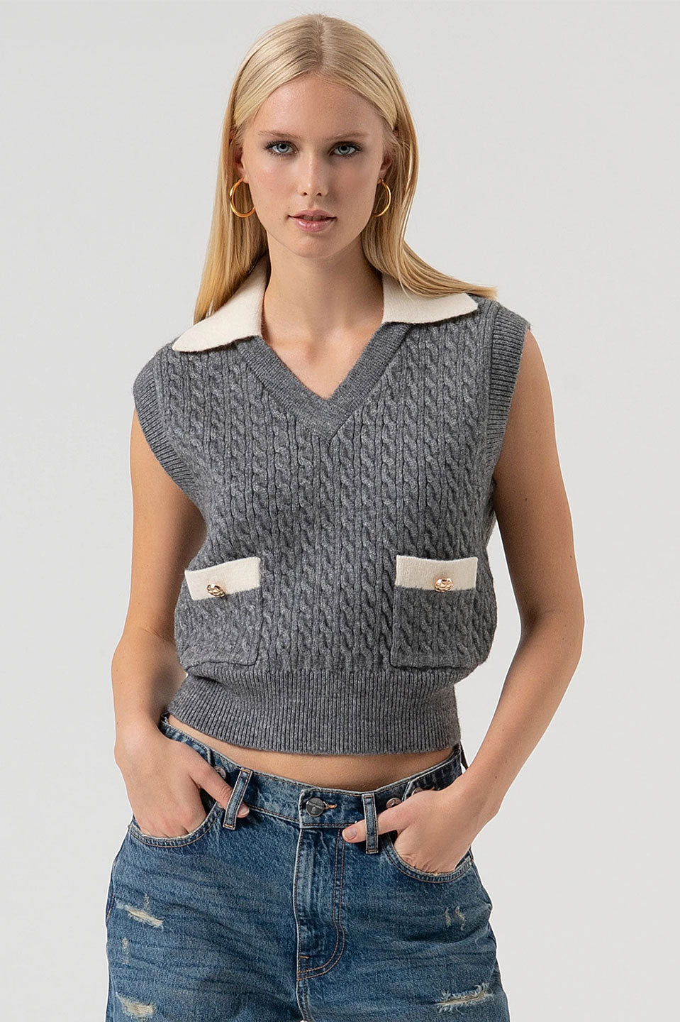 Γυναικεία μπλούζα αμάνικη εκρού-γκρι Fracomina