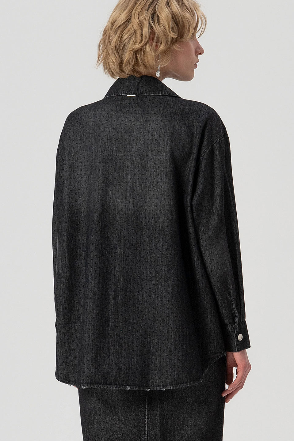 Γυναικείο πουκάμισο casual σε φαρδιά γραμμή μαύρο Fracomina