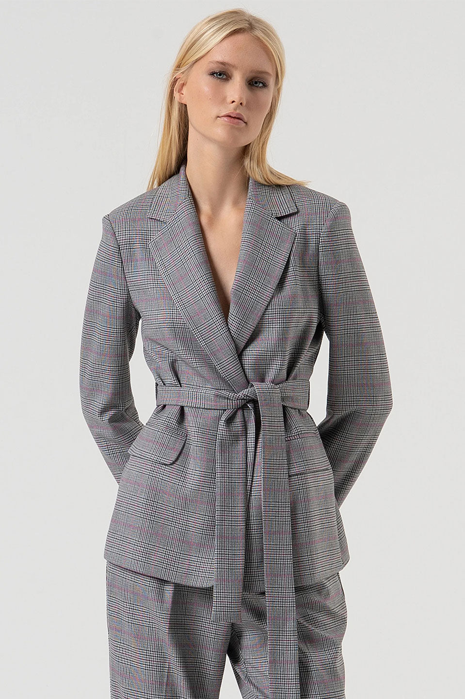 Γυναικείο σακάκι με ζώνη γκρι Fracomina